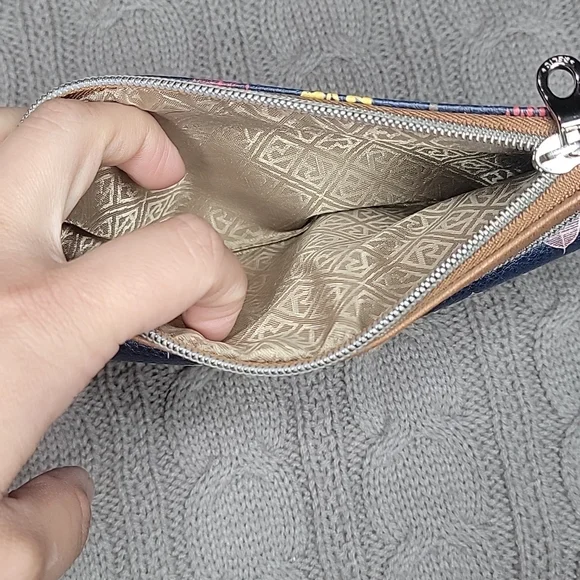 Relic Wallet - Picture 6 of 13